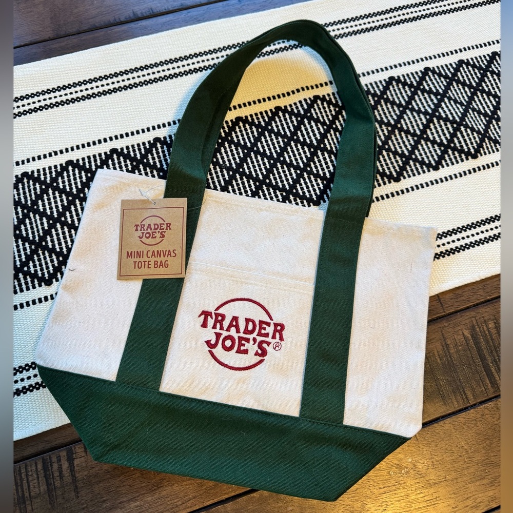 NWT Trader Joe’s Mini Canvas Tote Bag - Green